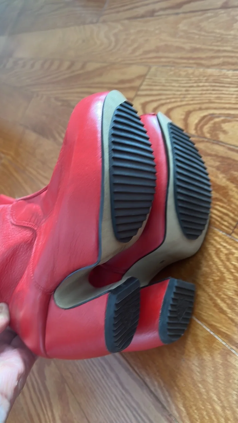 NEW John Fluevog Red Leather Boots Size 6 image indicator(4)