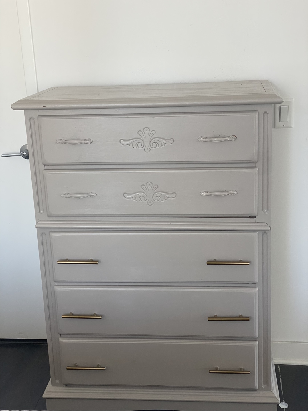 Gray 5-Drawer Dresser - photo 3