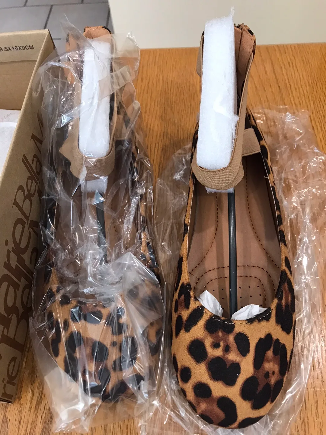 New Bella Marie Dana-20B Leopard Suede Flats - Size 8.5 thumbnail