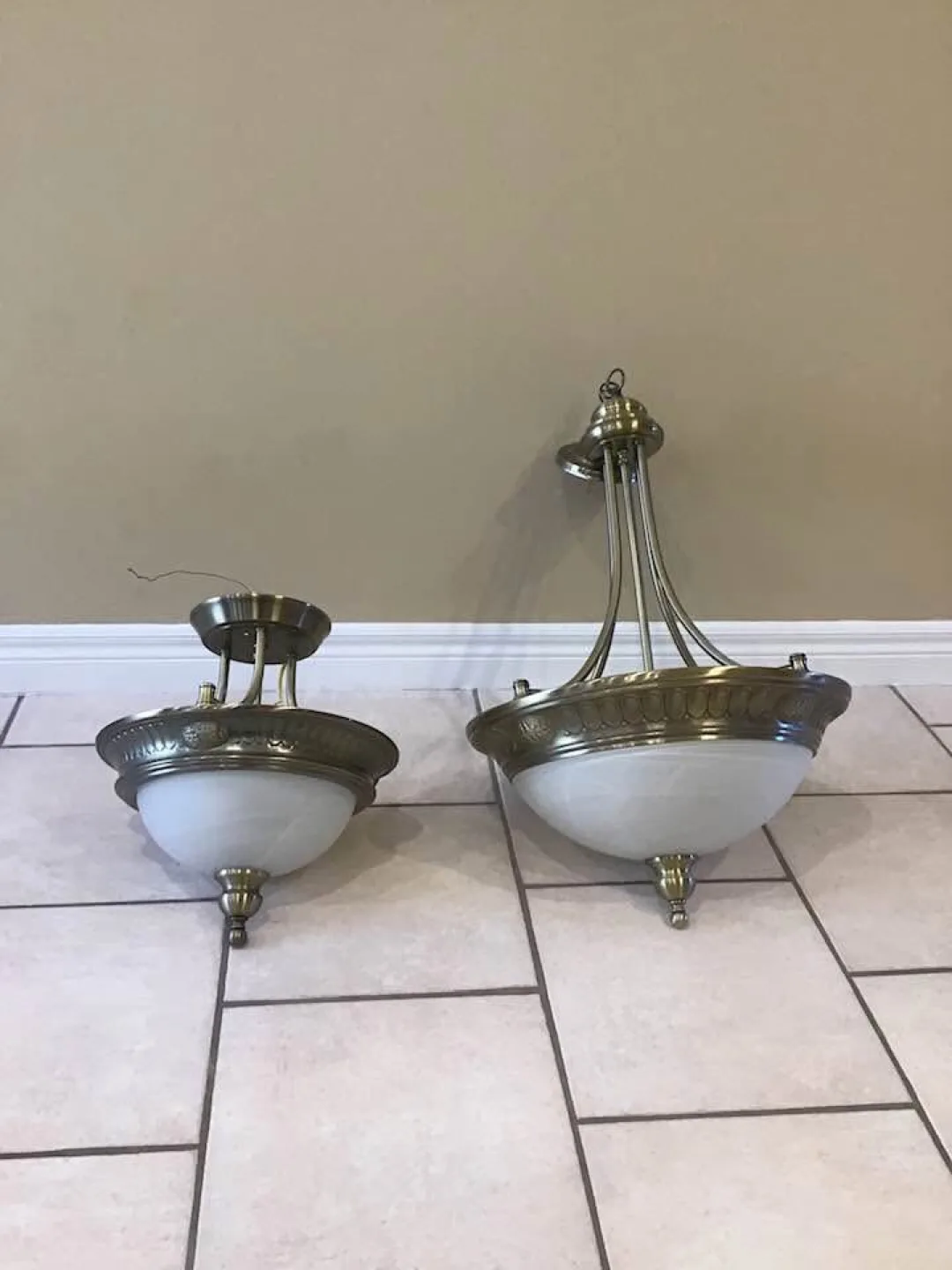 Hanging Ceiling Light Fixture thumbnail