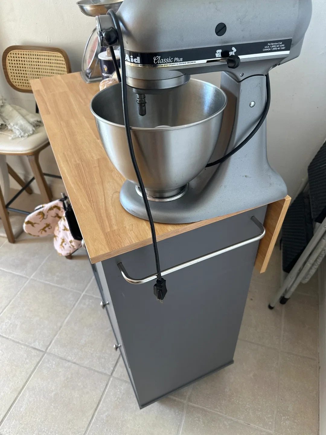 Kitchen Island image indicator(2)