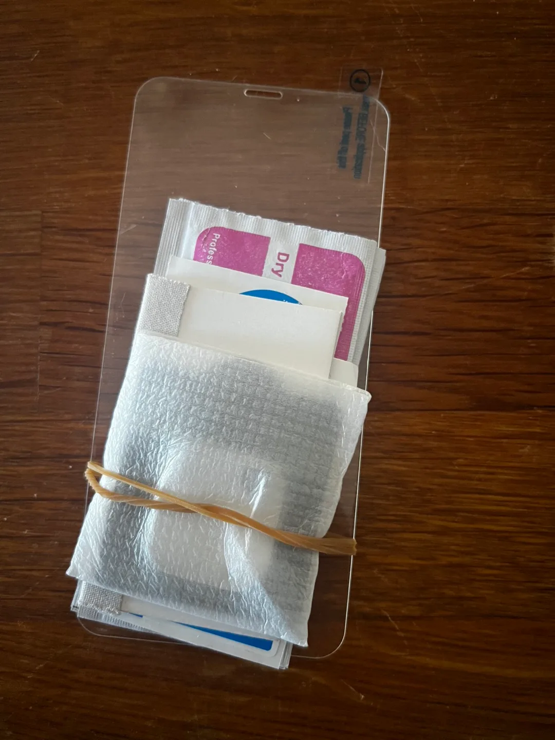 iPhone 11 screen protector kit thumbnail