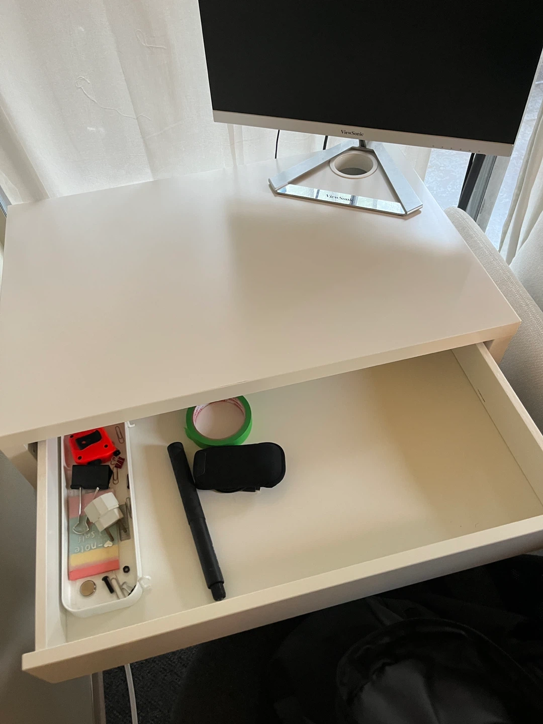 Ikea White Desk - photo 2