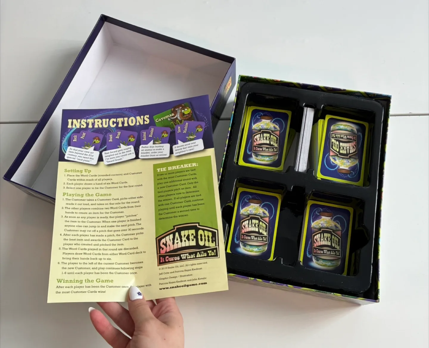 Bundle of 4 party games image indicator(3)