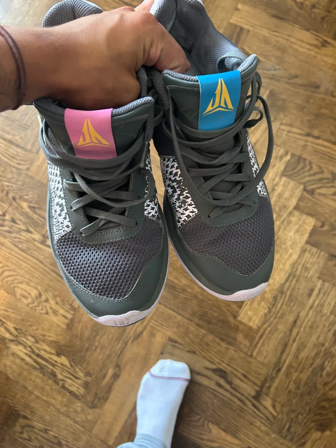 Nike Ja 1s thumbnail