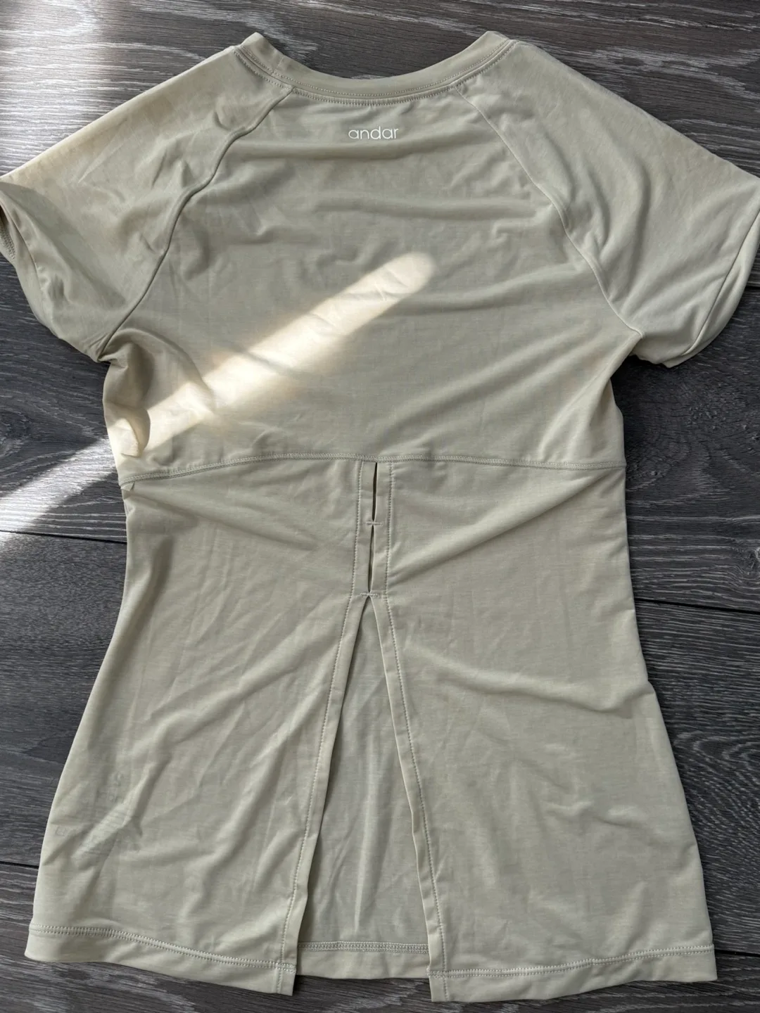 Andar Beige Athletic Top - Size 2 image indicator(3)