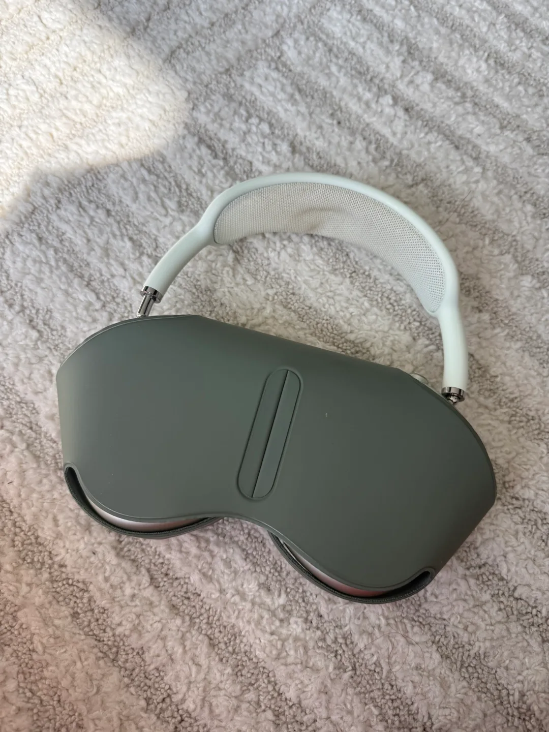 Apple AirPods Max - Green thumbnail