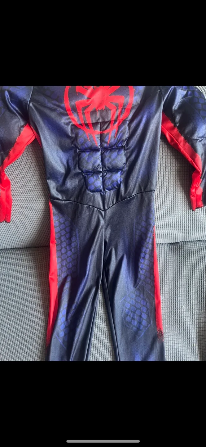 Kid’s Halloween Costume - Spider-Man (size L, 7-9 years old) image indicator(2)