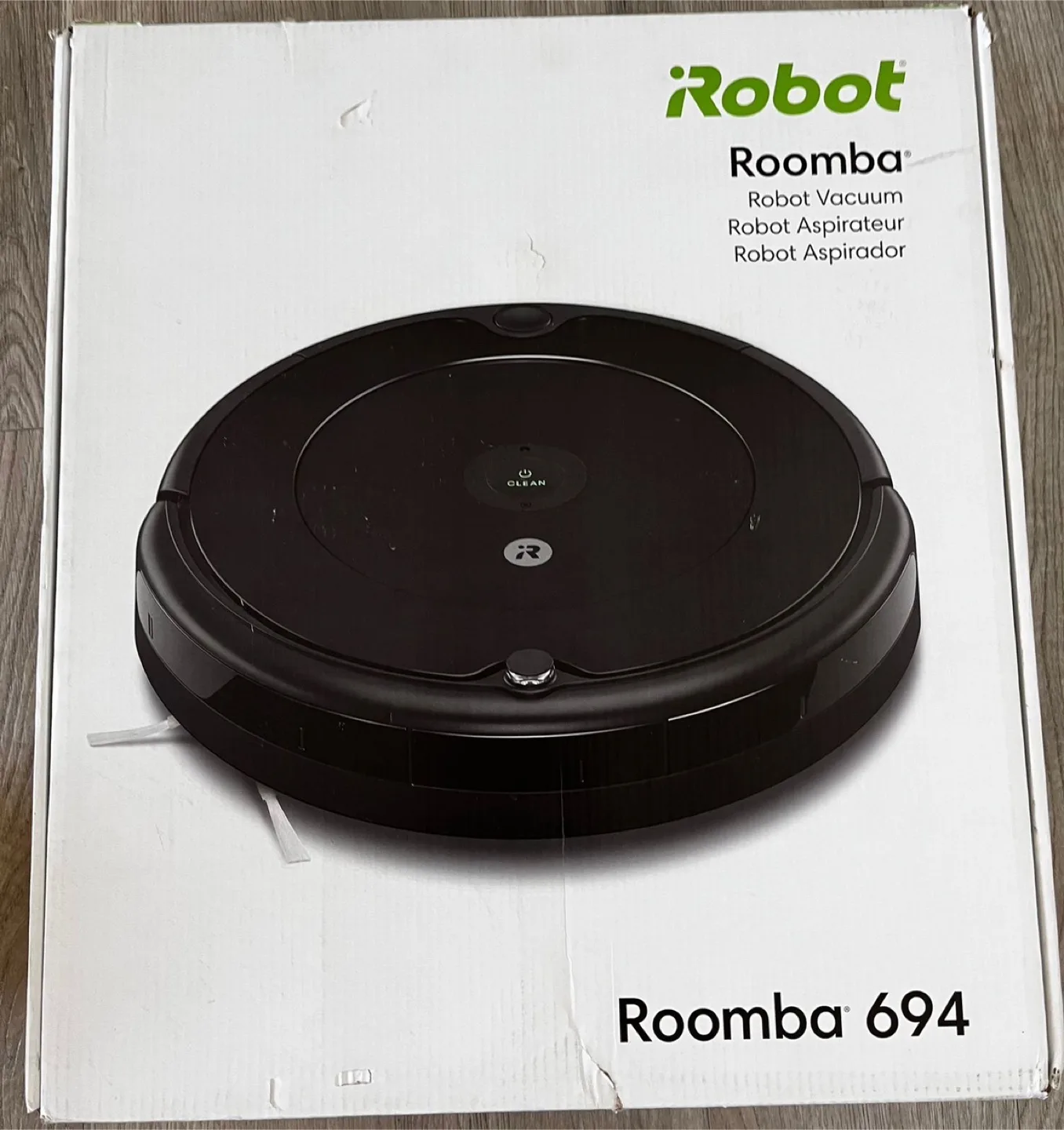 iRobot Roomba 694 Robot Vacuum - New in Box! thumbnail