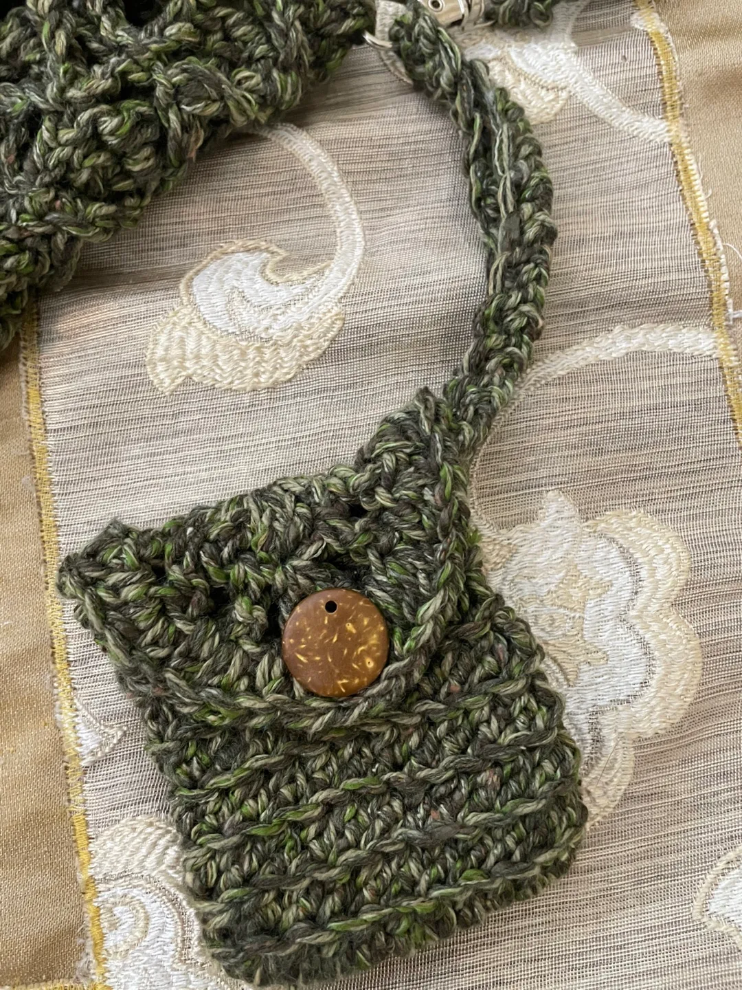 Handmade Crocheted Phone & AirPods Carrier Set image indicator(3)