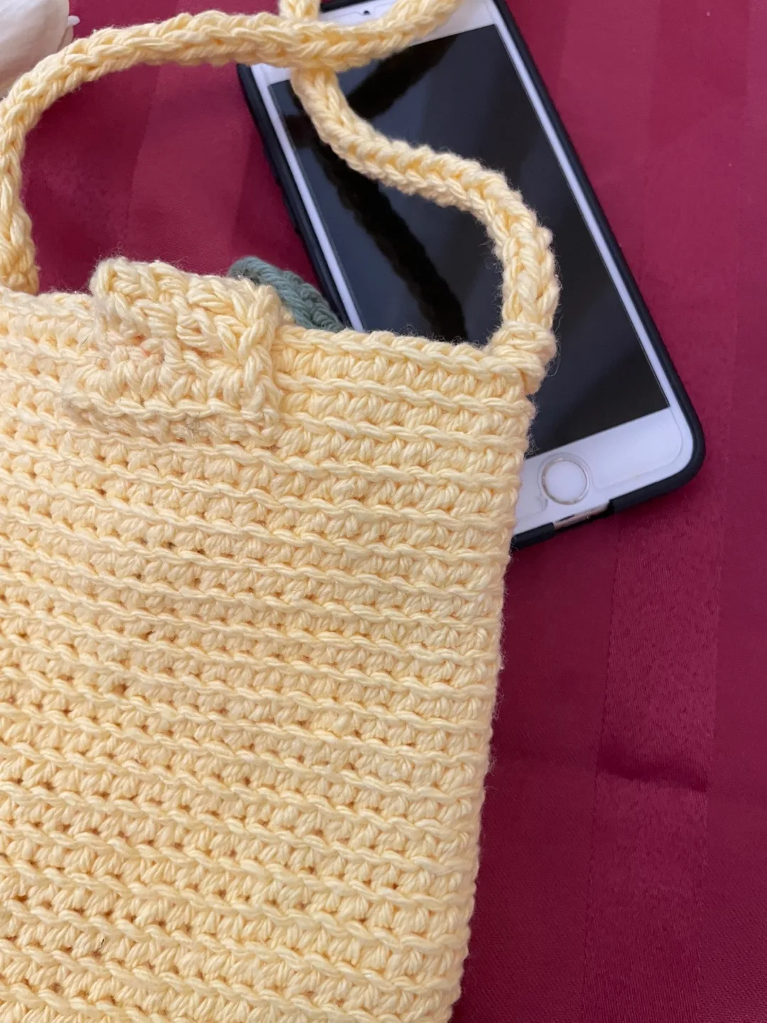 Handmade Crochet Lemon Phone Bag image indicator(4)