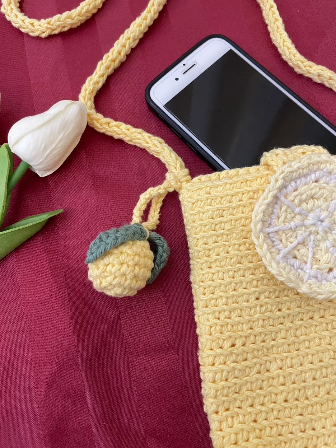 Handmade Crochet Lemon Phone Bag image indicator(3)