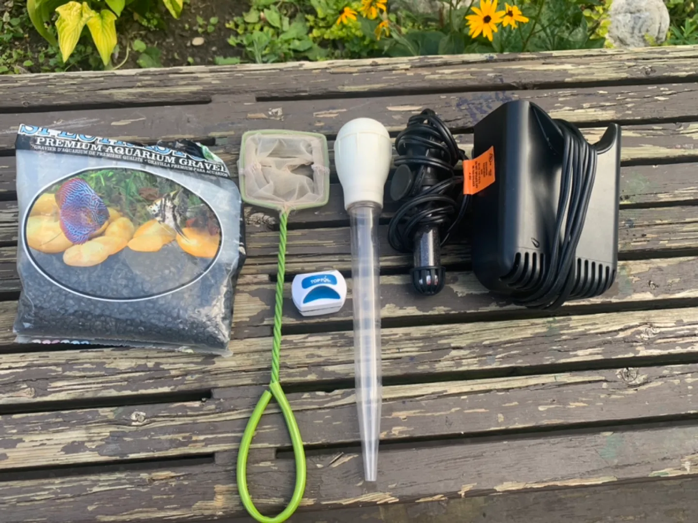 Small aquarium supplies thumbnail