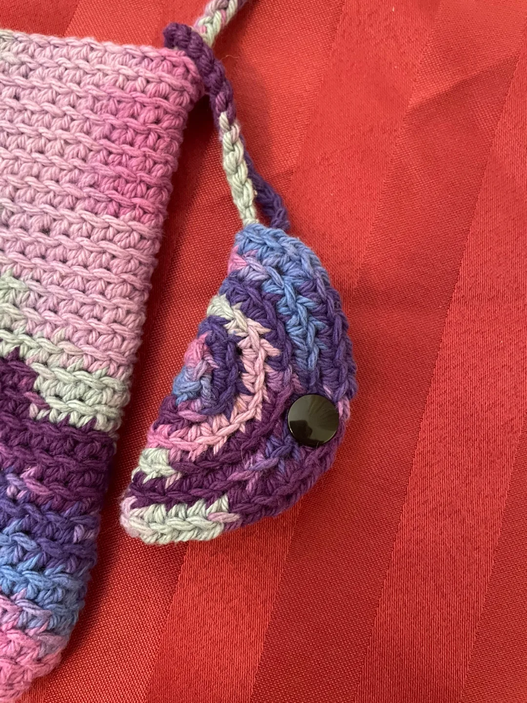 Handmade Crocheted Phone Bag with Charger Pouch image indicator(3)