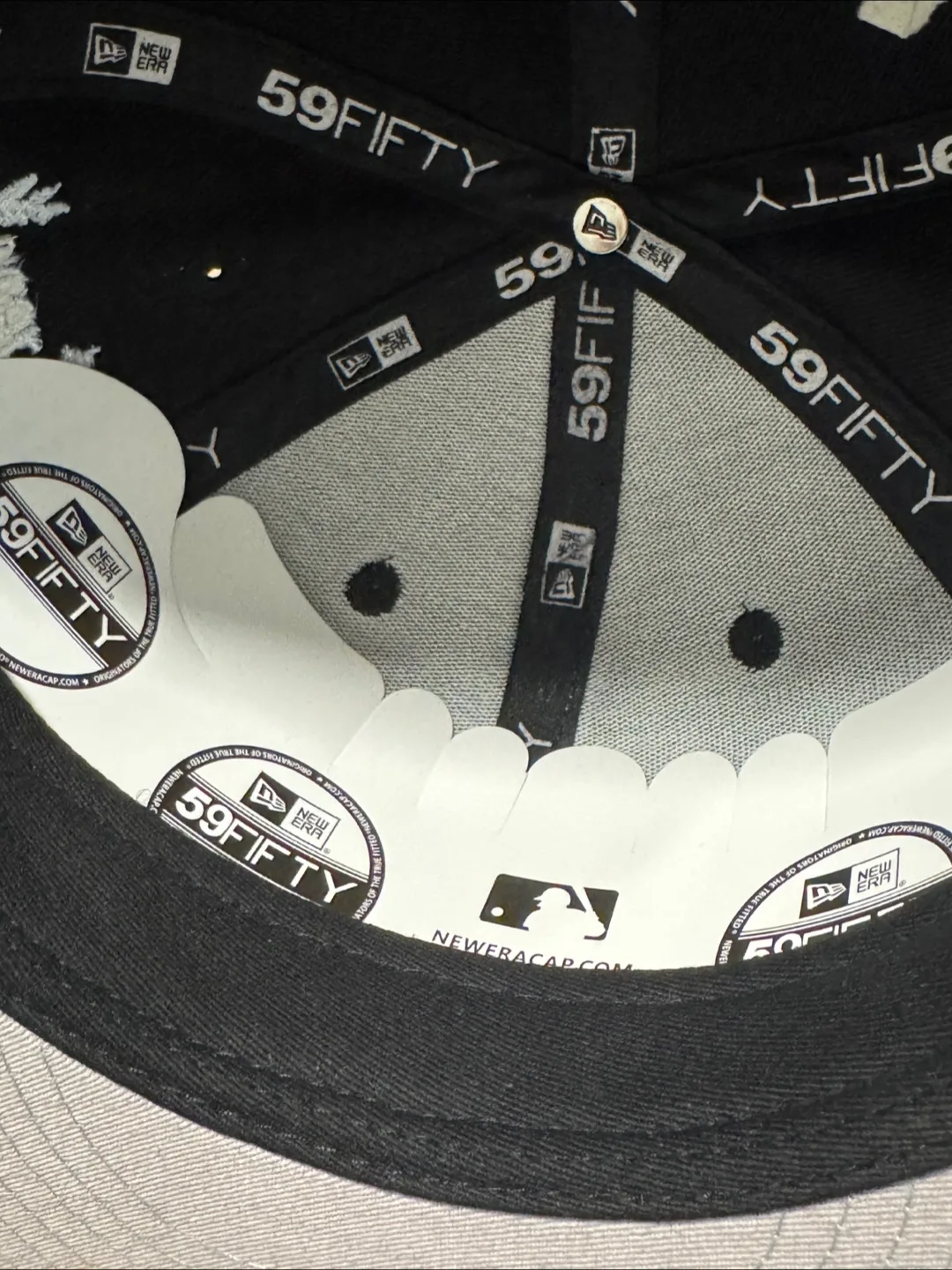 New Era NY Yankees 59FIFTY Cooperstown Hat 7 5/8 image indicator(4)