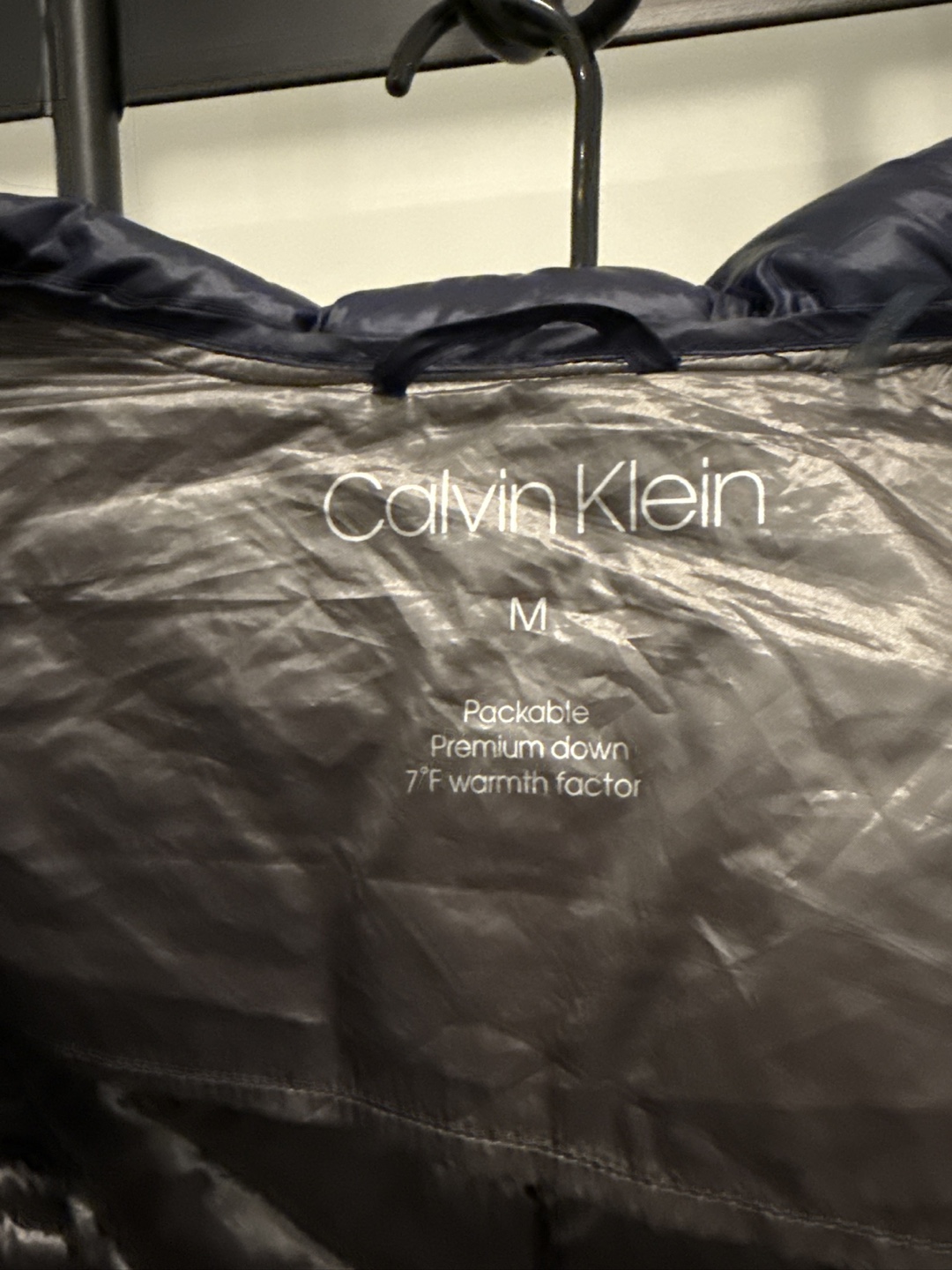 LAST DAY MOVE OUT SALE Calvin Klein Packable puffer Jacket - M - photo 2