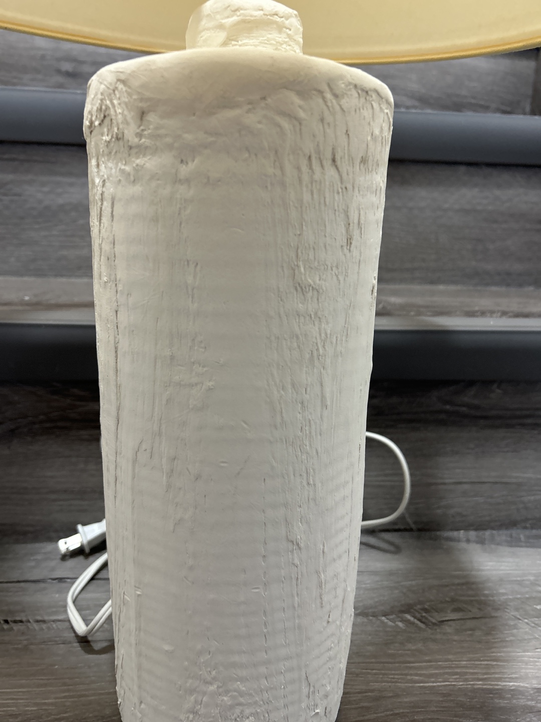 White Textured Table Lamp - photo 4