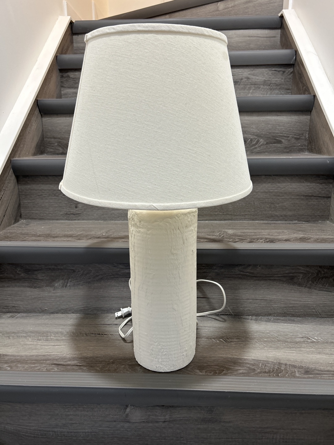 White Textured Table Lamp - photo 2