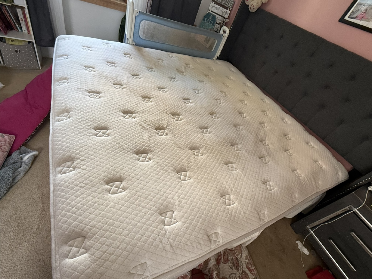 Sealy posterpedic king size mattress - photo 3