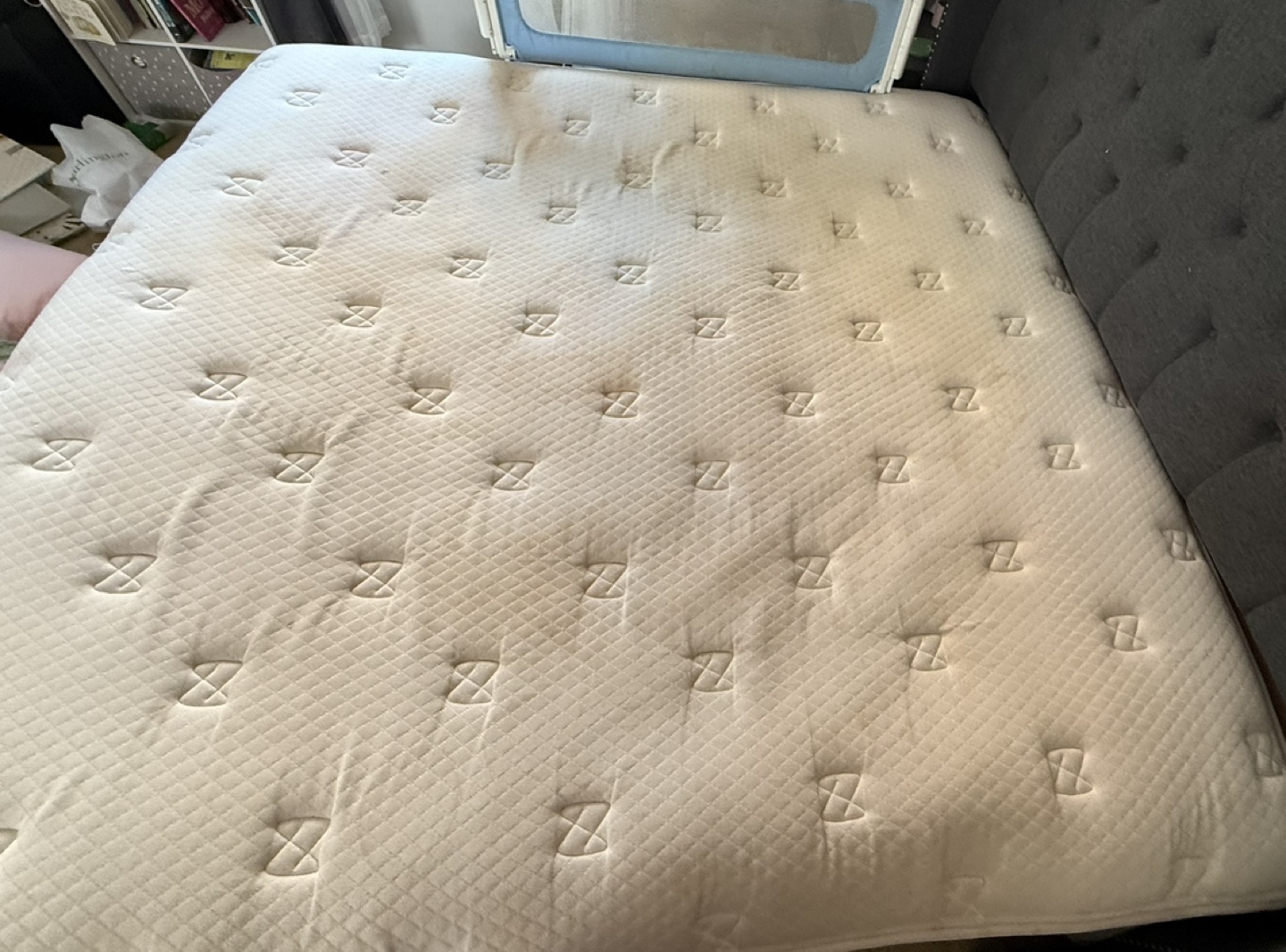 Sealy posterpedic king size mattress - photo 4