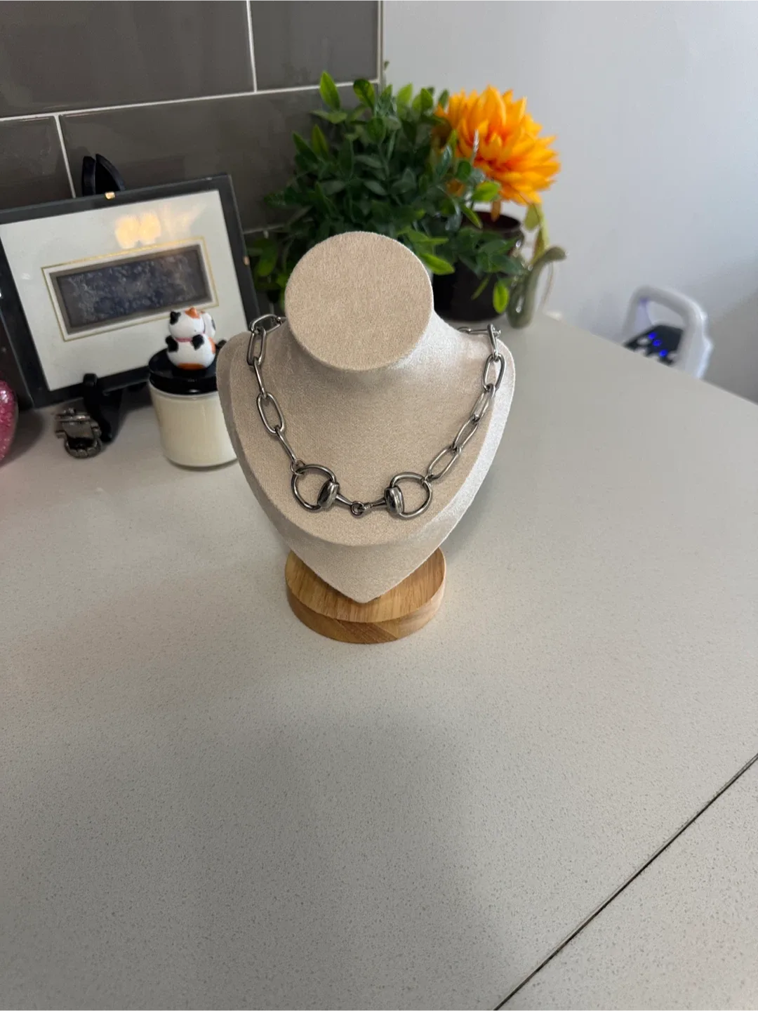 Horsebit Silver Chain choker / necklace image indicator(2)