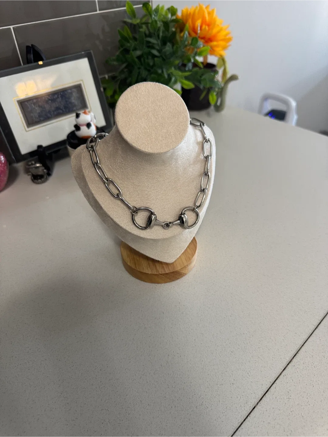 Horsebit Silver Chain choker / necklace image indicator(4)