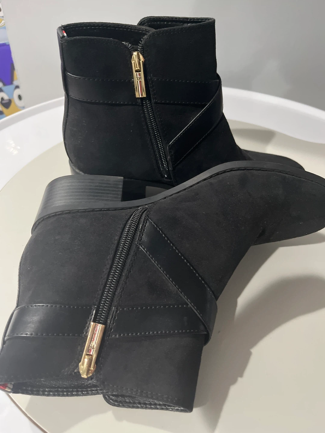 Tommy Hilfiger Black Ankle Boots - photo 3