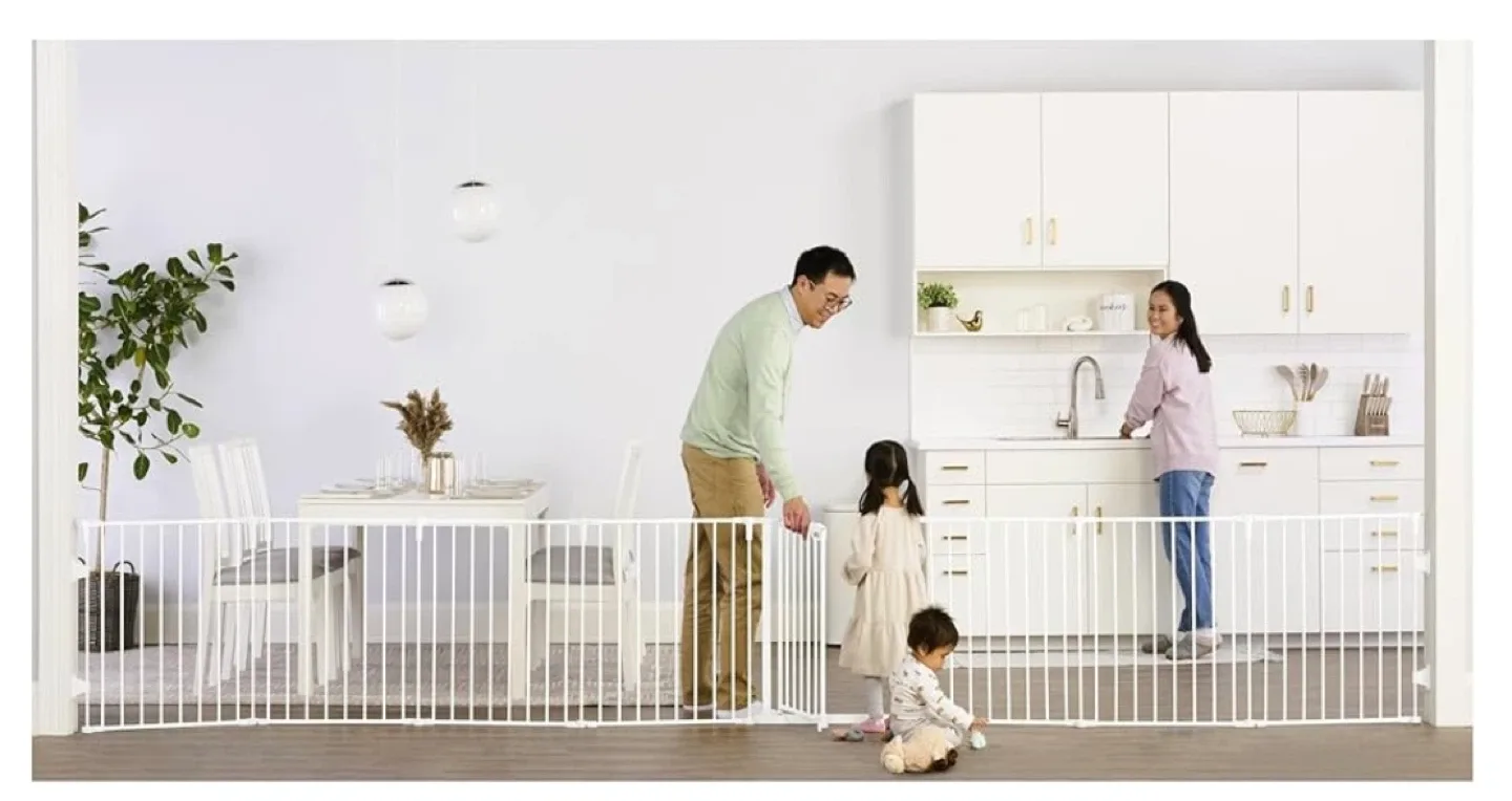 Regalo 192-Inch White Super Wide Baby Gate / Play Yard thumbnail