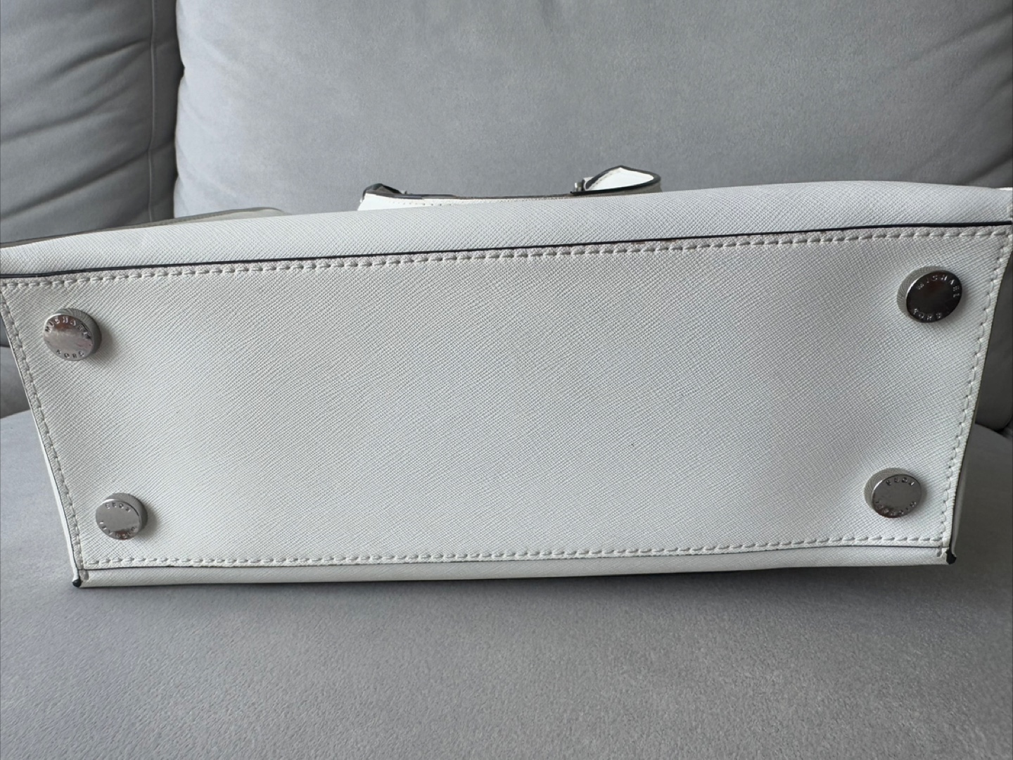 Michael Kors Bridgette Medium Tote – White - photo 5
