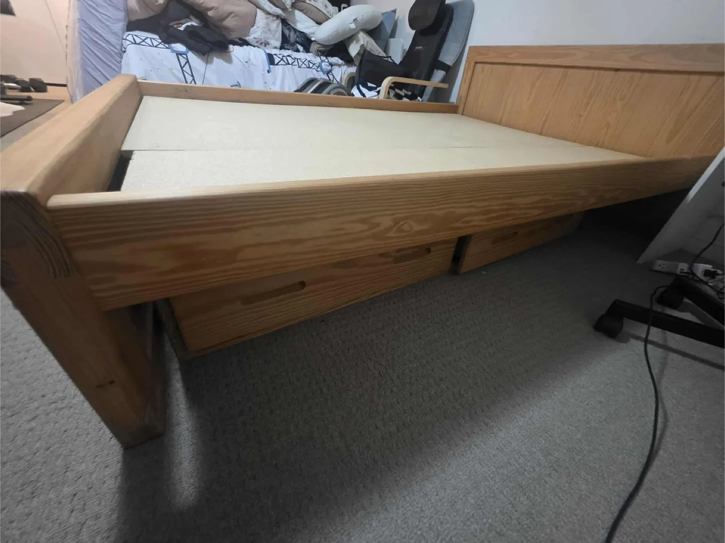 Double bed frame image indicator(2)