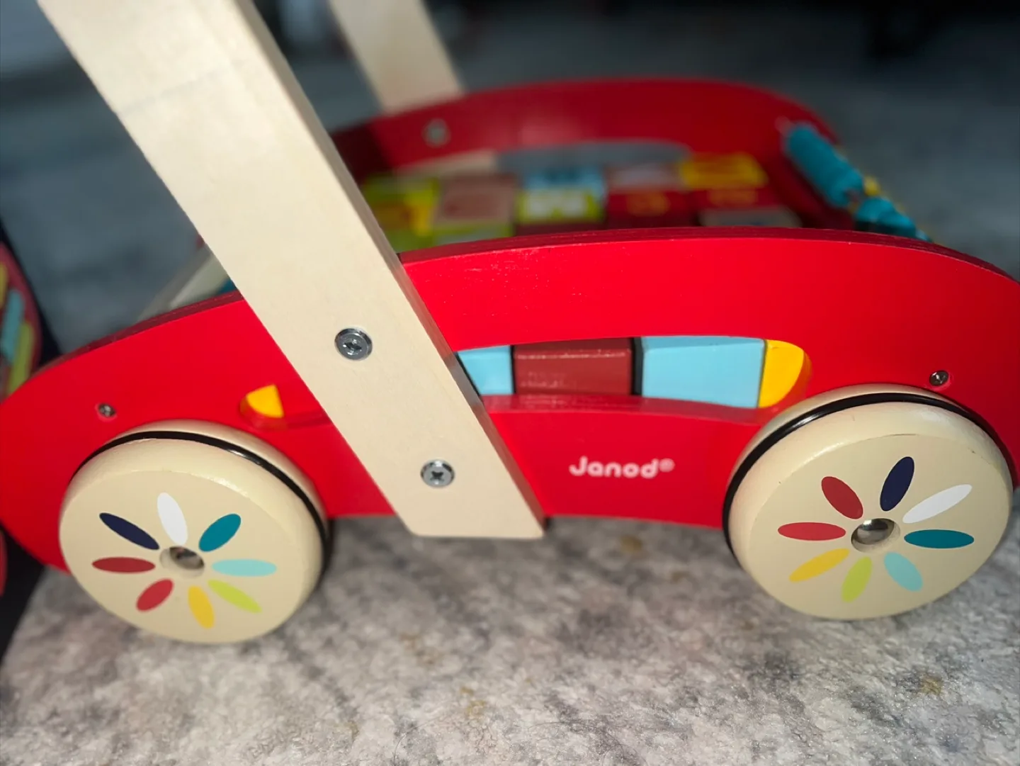 Janod Baby Walker with Blocks image indicator(6)