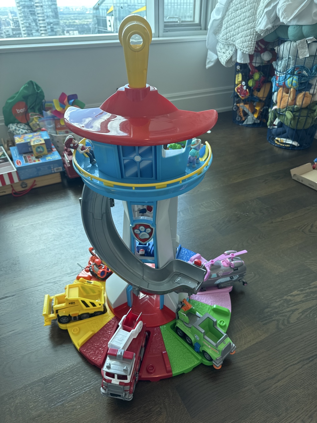 Paw Patrol Lookout Tower Playset with Vehicles and Figures - photo 2