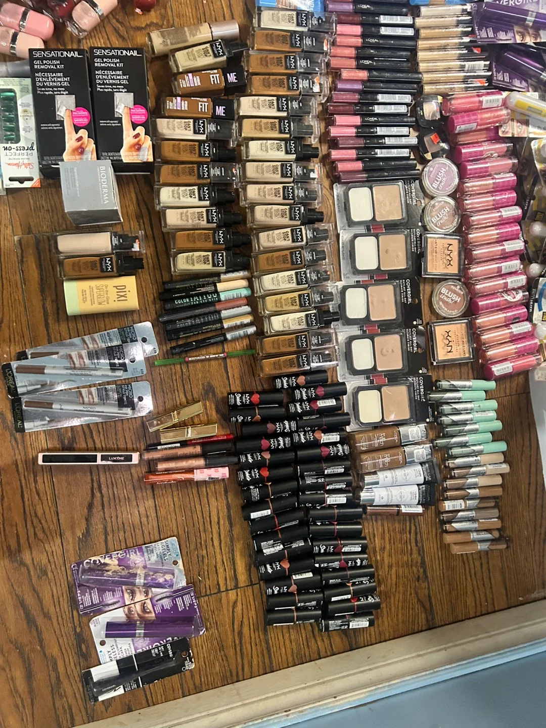 Makeup Bundle - NYX, Covergirl, e.l.f. & More! image indicator(3)