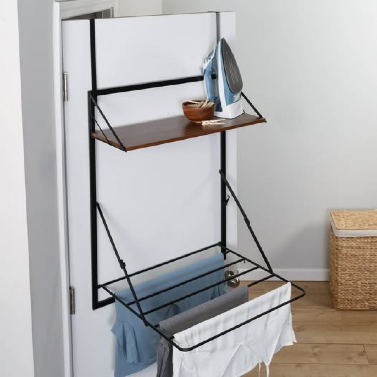 Wall Mounted Folding Laundry Drying Rack - photo 4