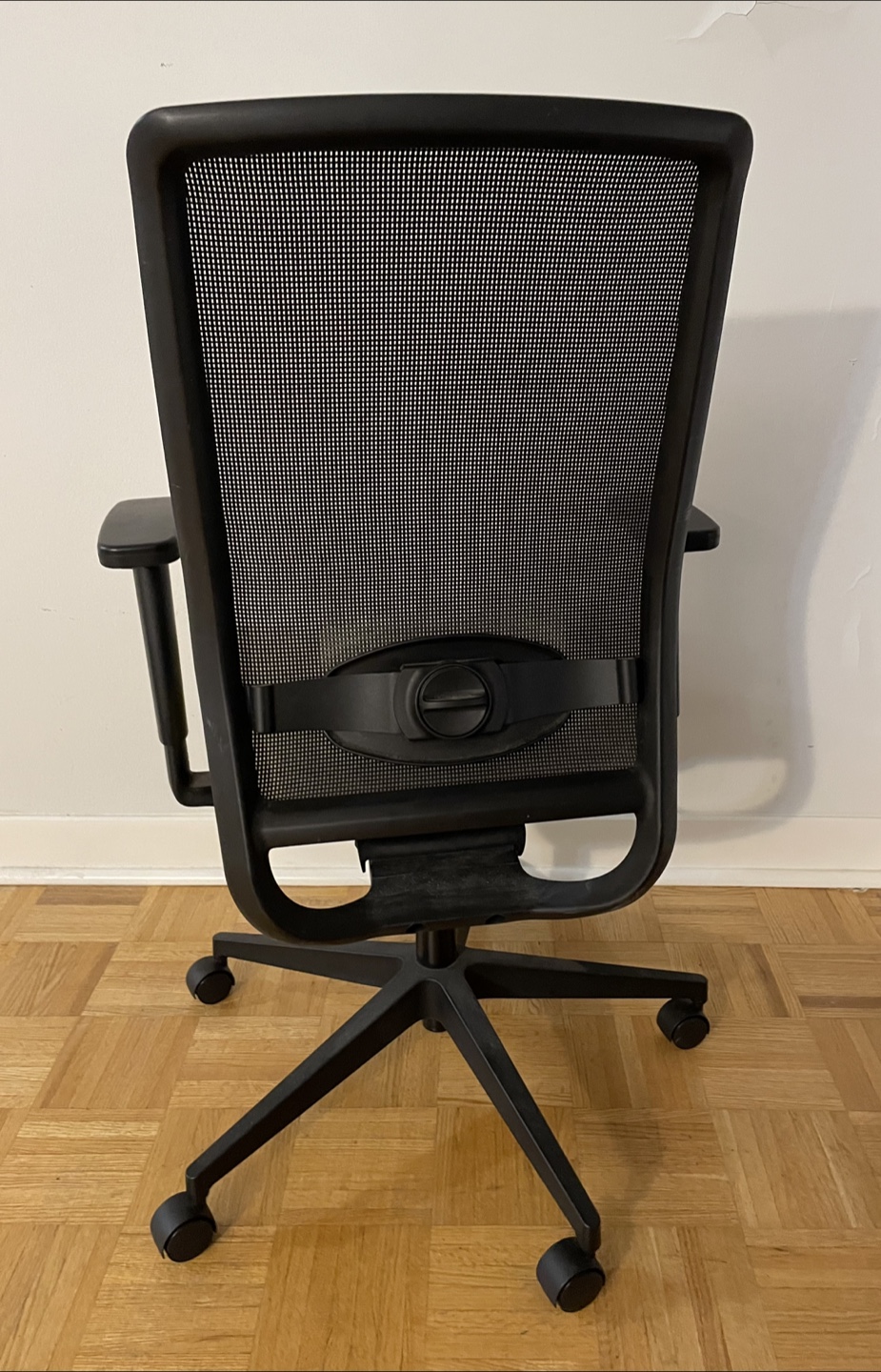 Ergonomic Office Chair - photo 2
