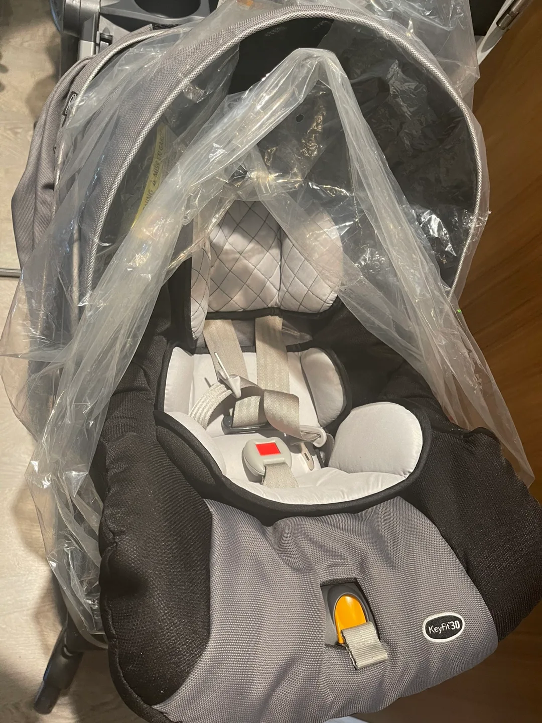 Chicco KeyFit 30 Infant Car Seat & Bravo Stroller image indicator(4)