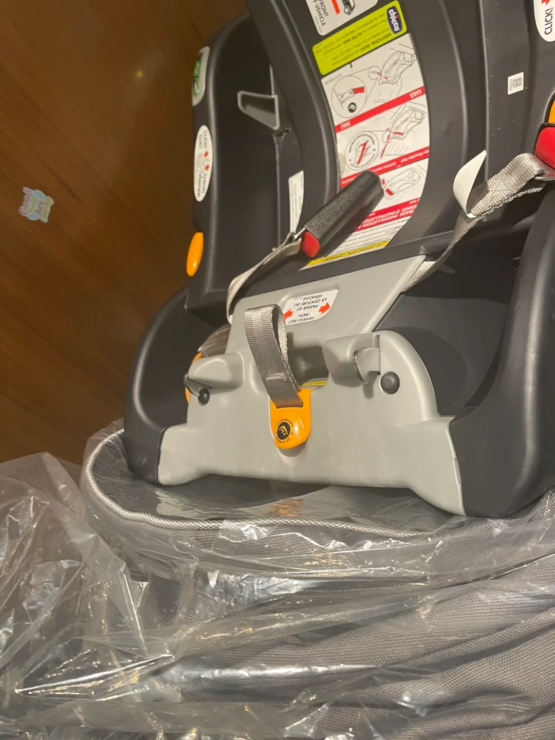 Chicco KeyFit 30 Infant Car Seat & Bravo Stroller image indicator(2)