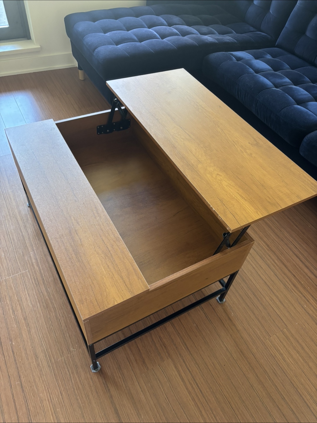 Original price:220CAD -Lift Top Coffee Table - Wood & Metal - photo 5