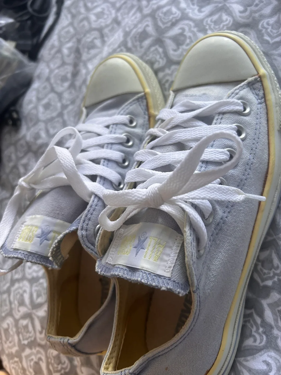 Converse All Star Low Top - Size 5 thumbnail