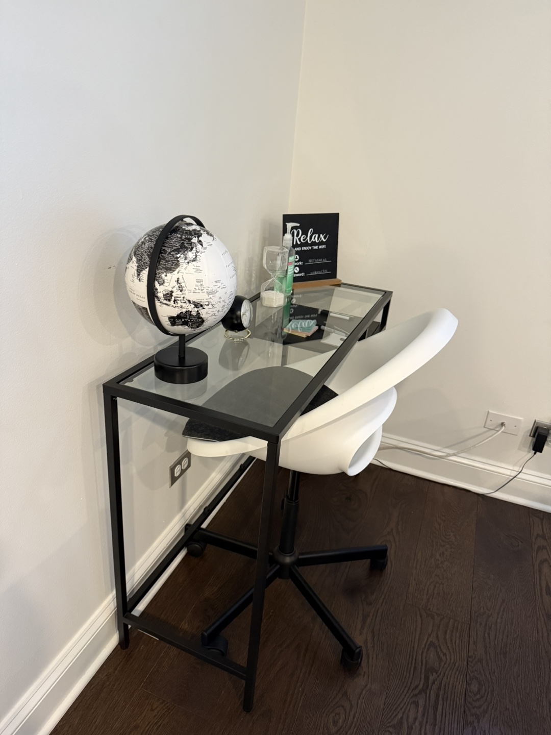 MUST GO - Glass Desk and Chair Set - photo 2