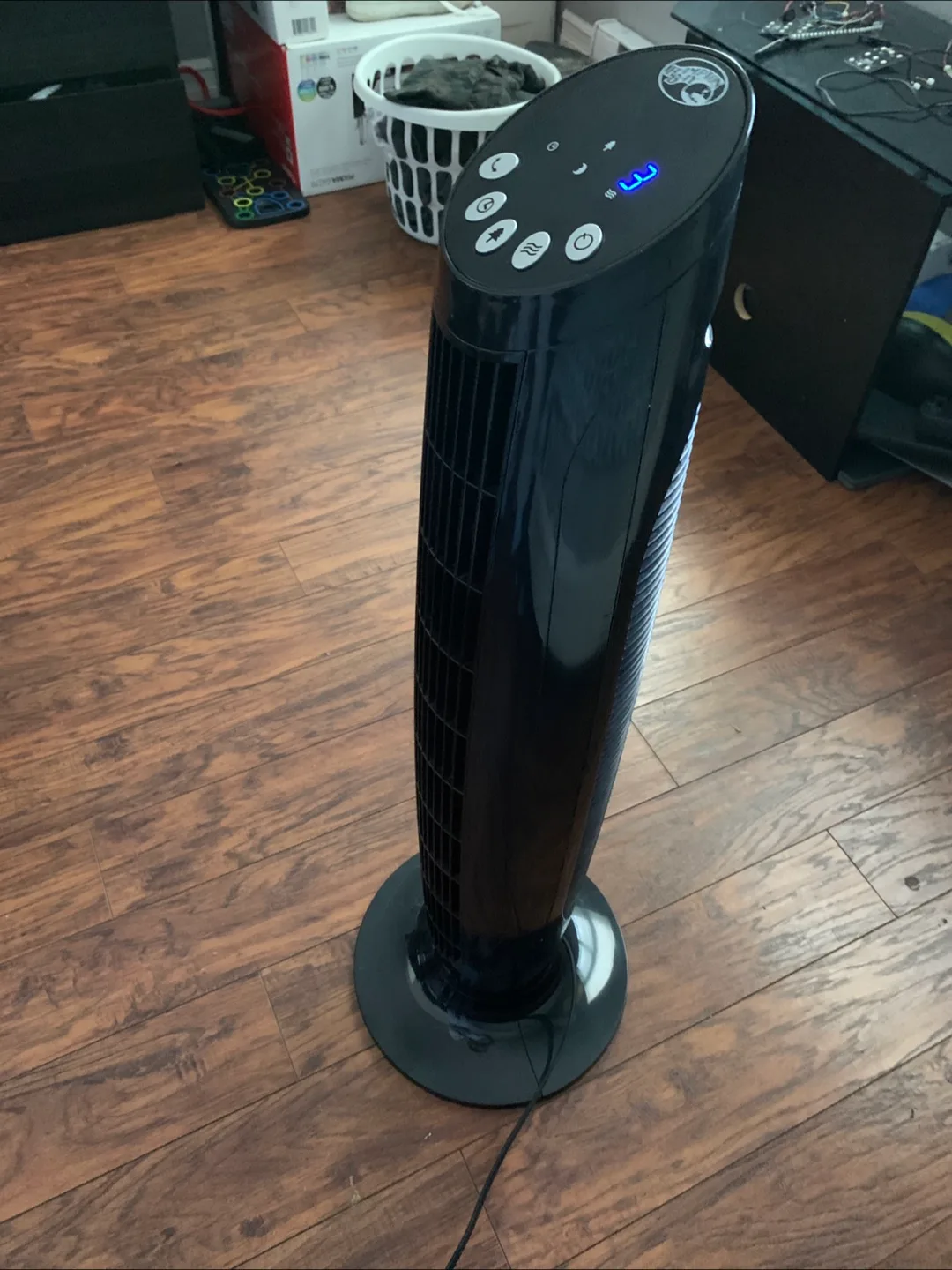 Hampton Bay Black Tower Fan image indicator(3)