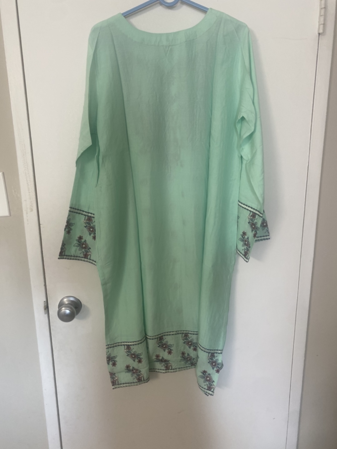 Brand new 2 piece Embroidered kurta pant set - photo 5