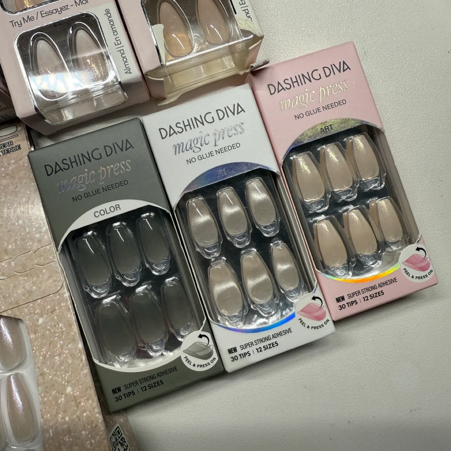 NEW 9 press on nails bundle (OPI, Quo, Dashing Diva) image indicator(4)