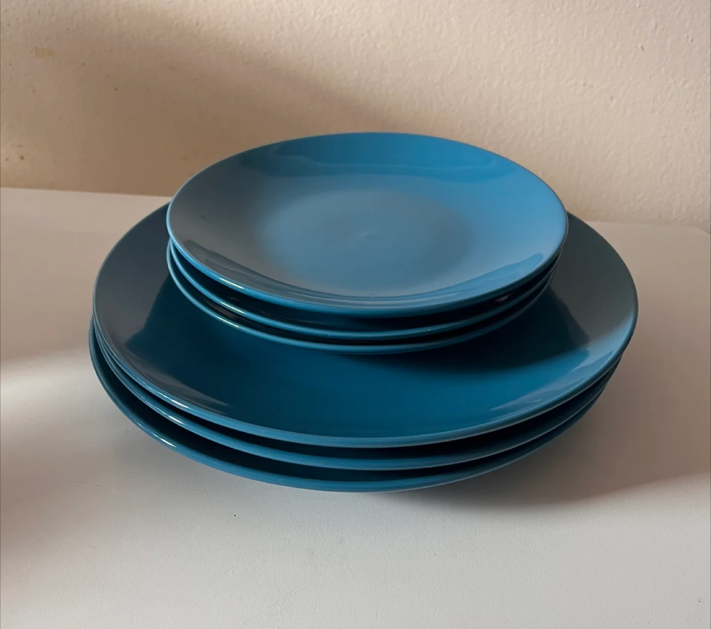 Set of 3 Turquoise Dinner & Salad Plates image indicator(8)