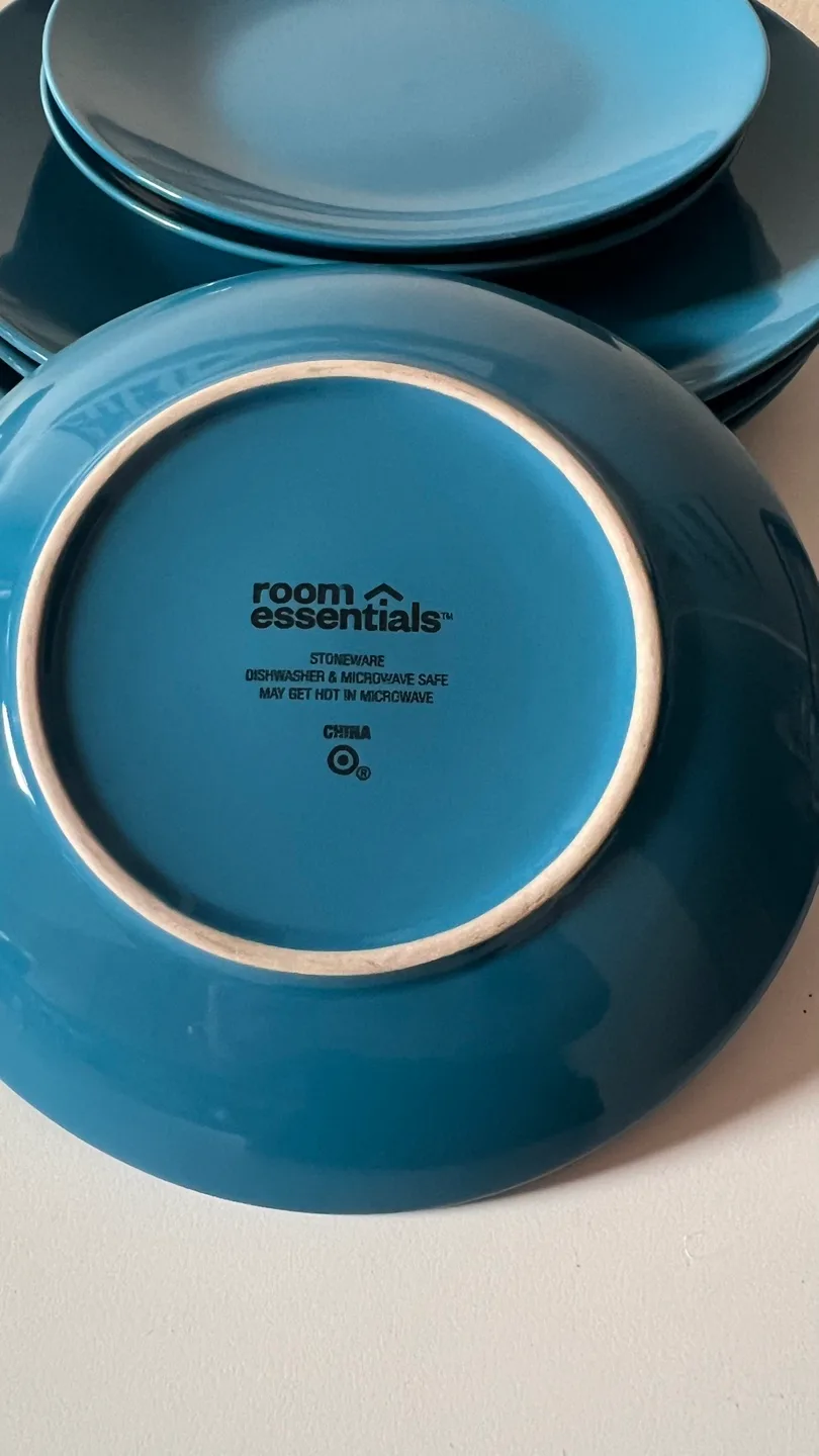 Set of 3 Turquoise Dinner & Salad Plates image indicator(7)