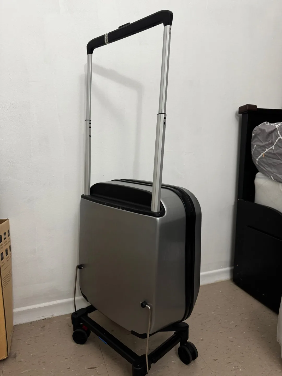 Mountain Buggy Bagrider Suitcase - Silver image indicator(3)