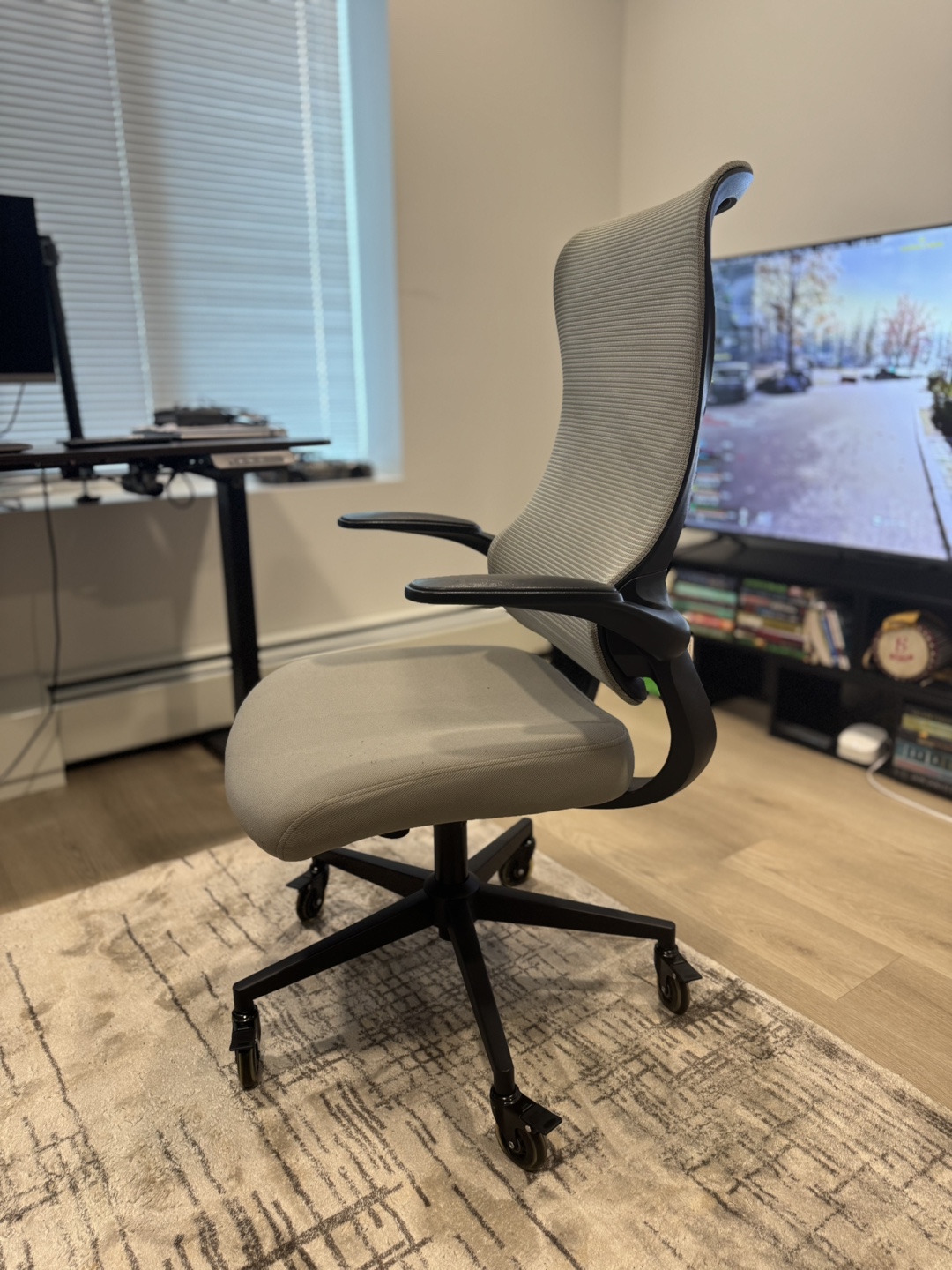 Grey Ergonomic Office Chair - photo 2