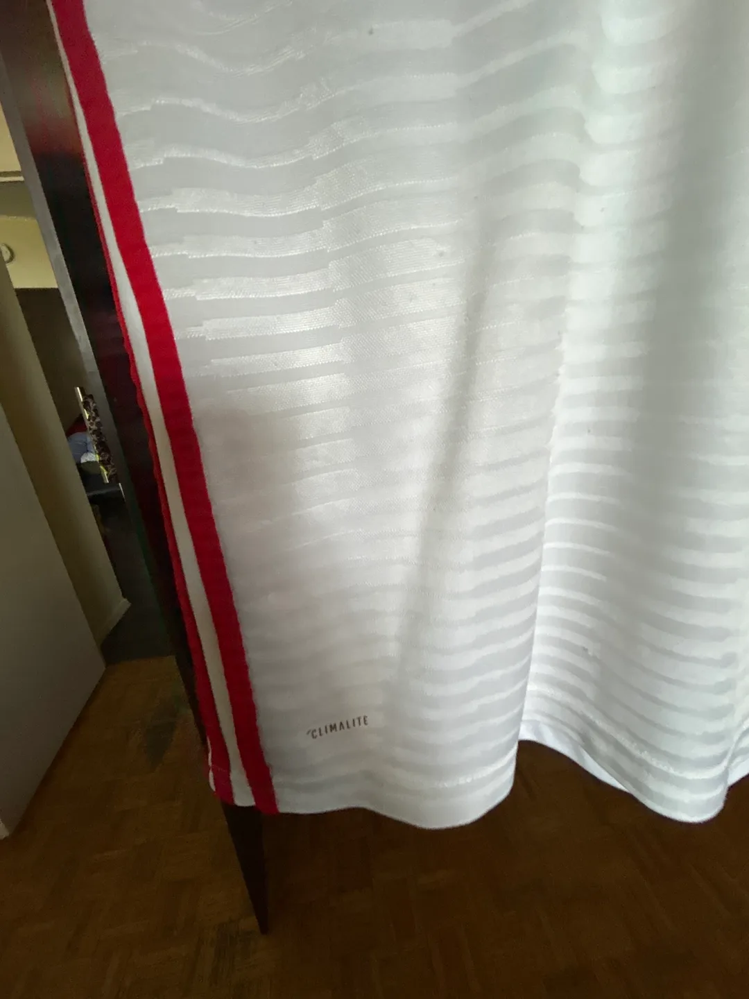 Adidas Toronto FC Jersey - Size L for kids image indicator(5)