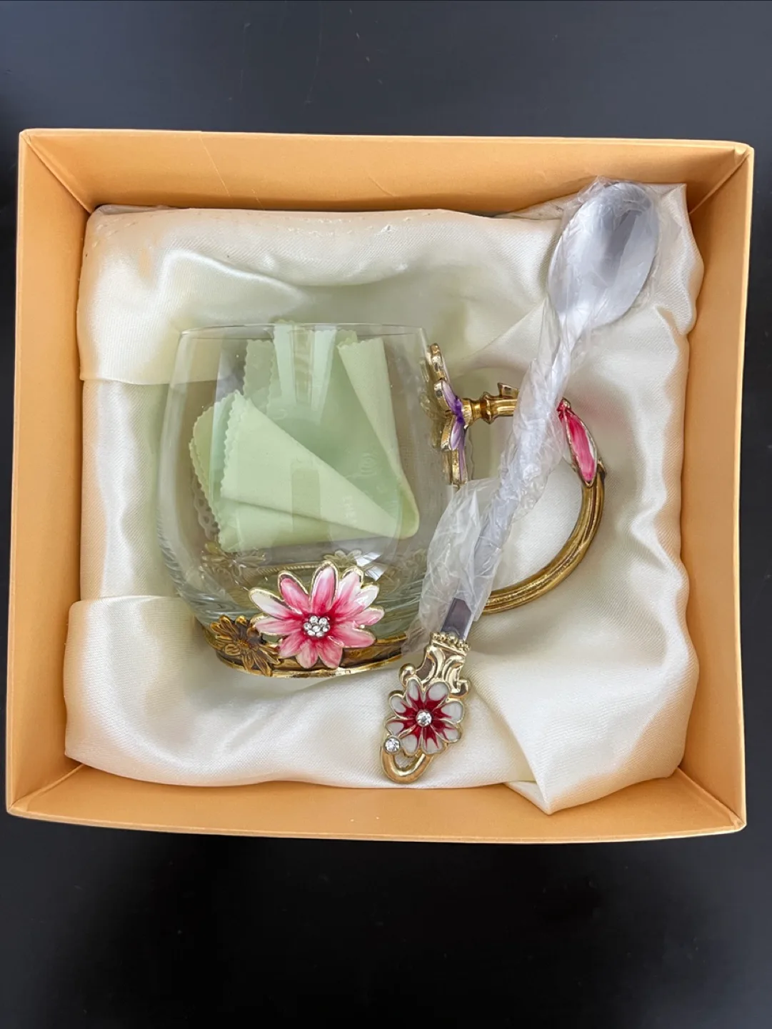 Luxury Flower Design Glass Mug with Spoon image indicator(4)