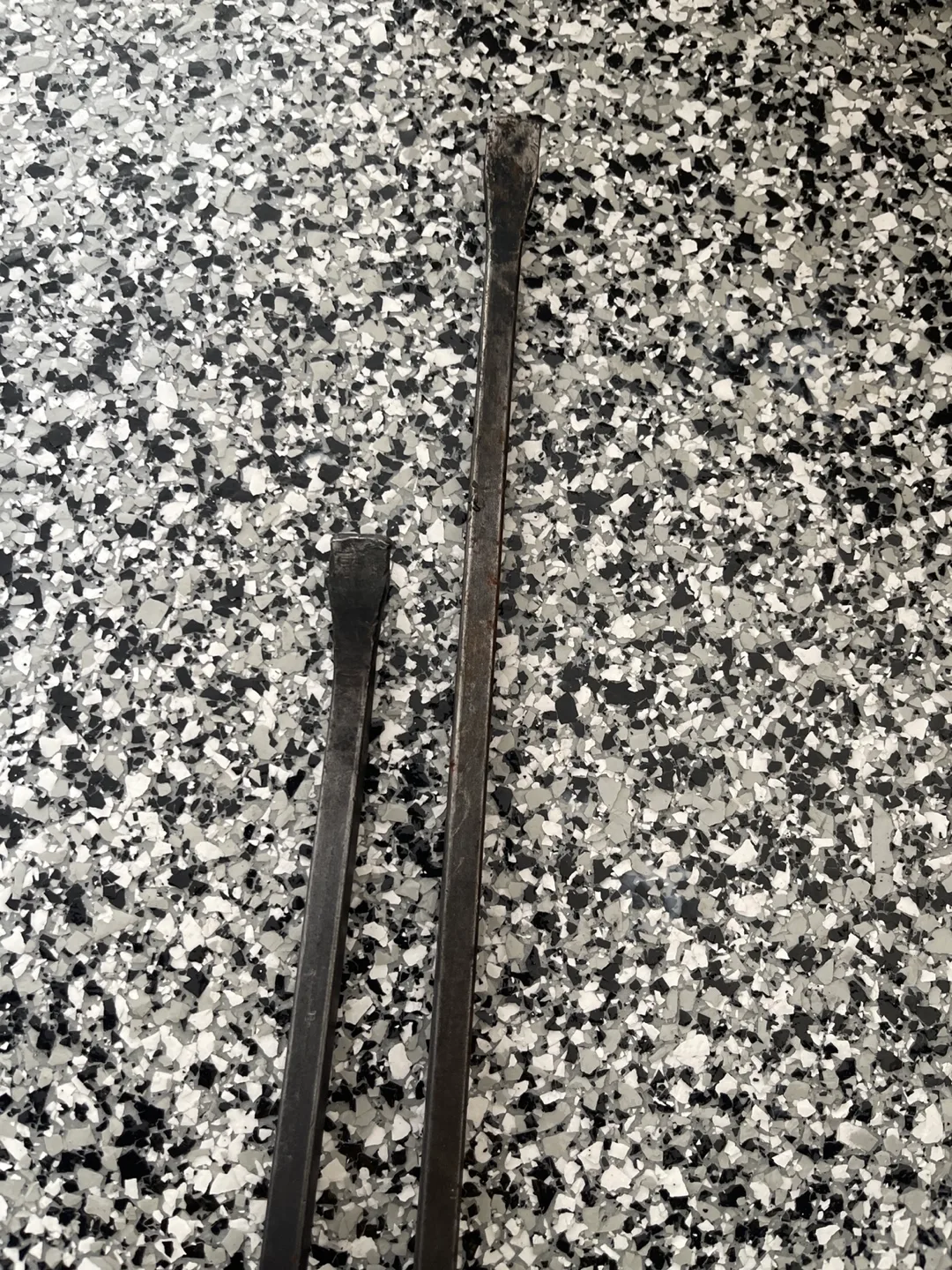 Two Used Metal Pry Bars thumbnail